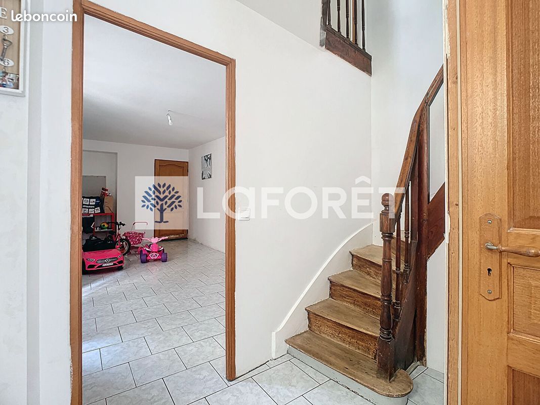 Maison de ville 5 pièces 95 m² - Thouars 79100 (image 3)