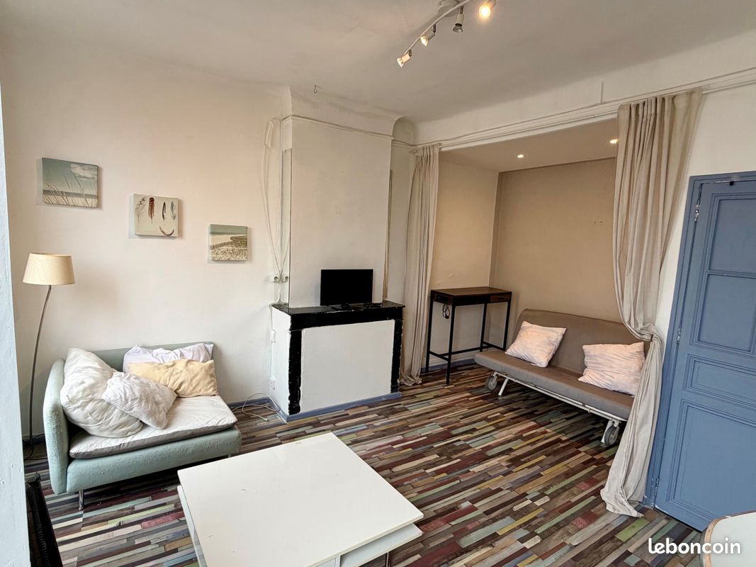 Appartement 1 pièce 28 m² · à Marseille · 28 m² · 670 €/mois