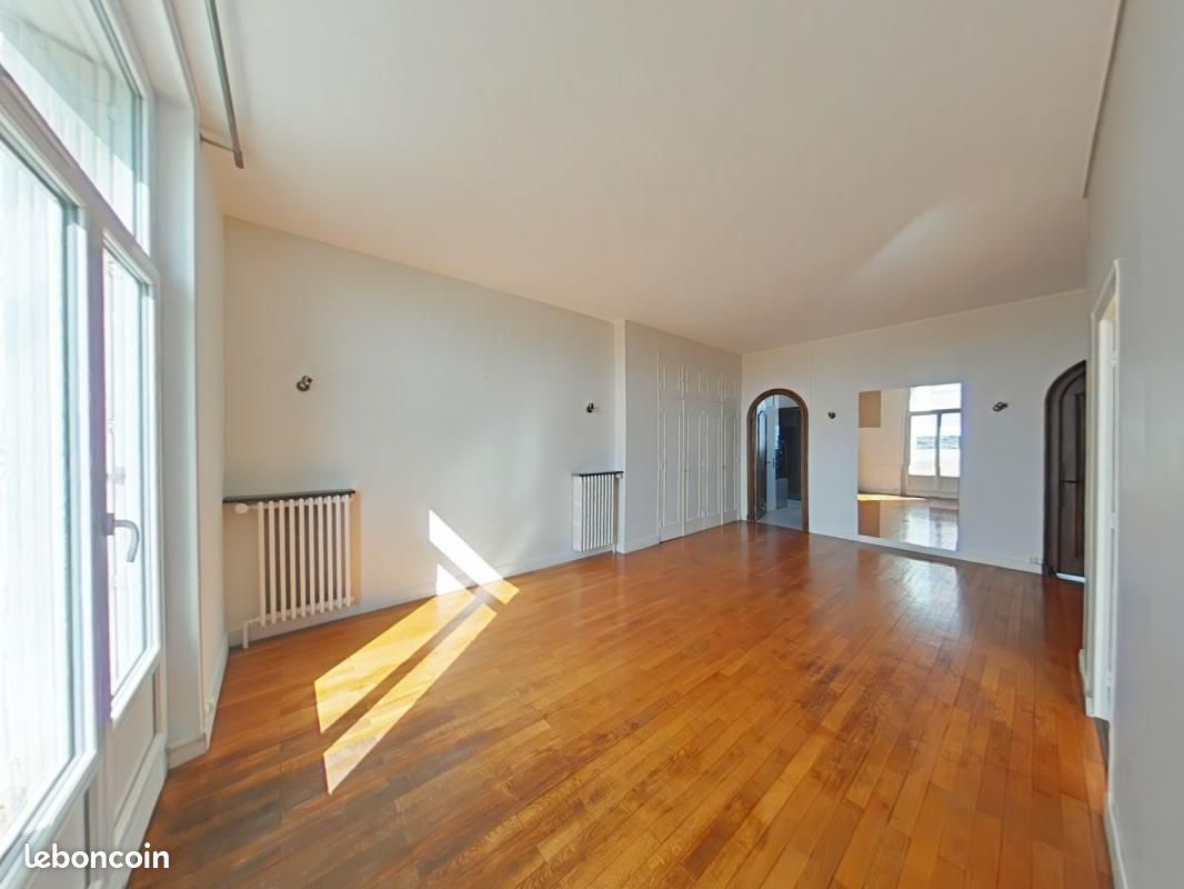 Appartement 2 pièces 53 m² · à Romans-sur-Isère · 53 m² · 590 €/mois