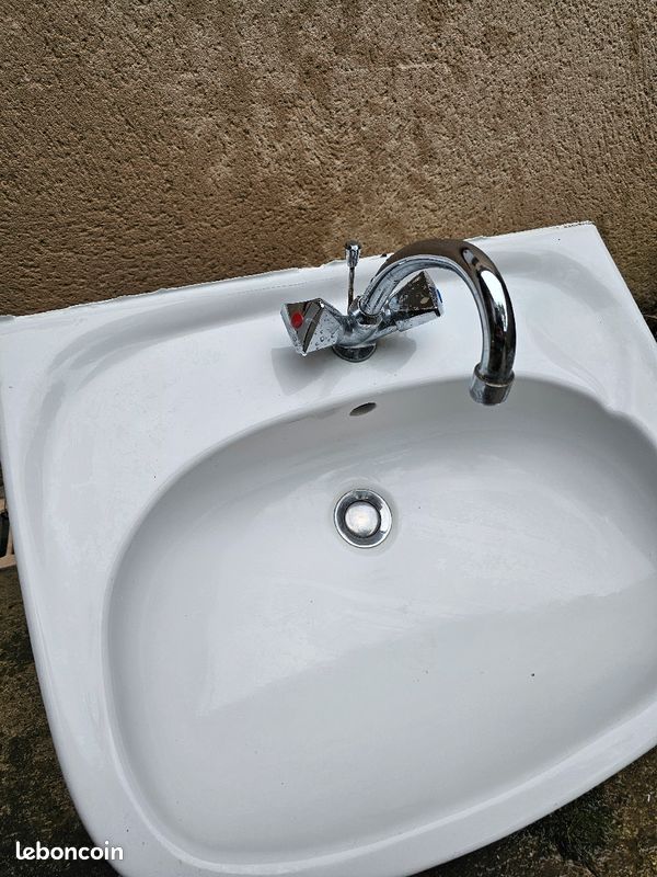 Lavabo + mitigeur (image 1)