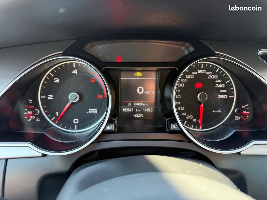 AUDI A5 COUPE 2.0 TDI AMBIENTE 177Ch Garantie 12 mois / SUIVI COMPLET AUDI (image 14)
