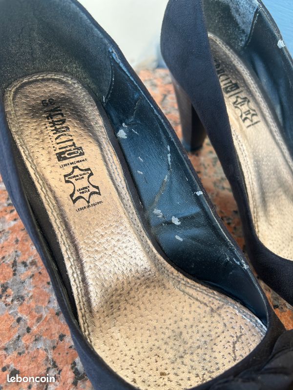 Escarpins Femme Noir Cuir Vera Pelle - Talon Aiguille 10cm - Pointure 39 - Occasion Soirée