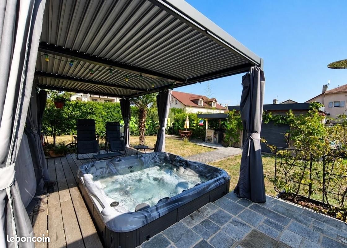 Appartement 4 pièces 107 m² · à Gex · 107 m² · 490 000 €