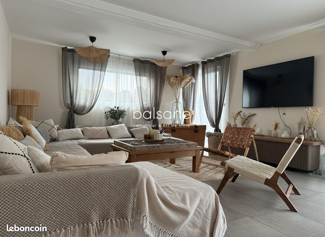 Maison 5 pièces 136 m² · à Mandeville · 136 m² · 270 000 €
