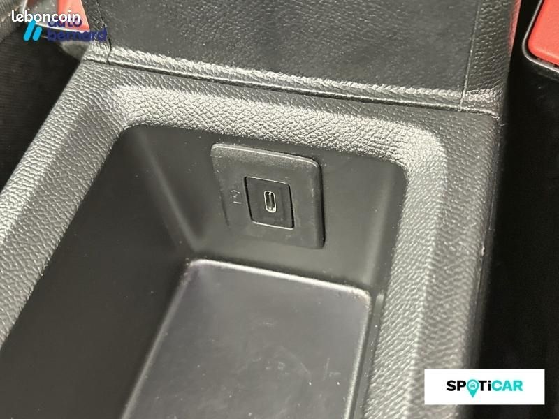 Citroen C3 Aircross 1.2 Hybride 145ch PLUS e-DCS6 (image 16)