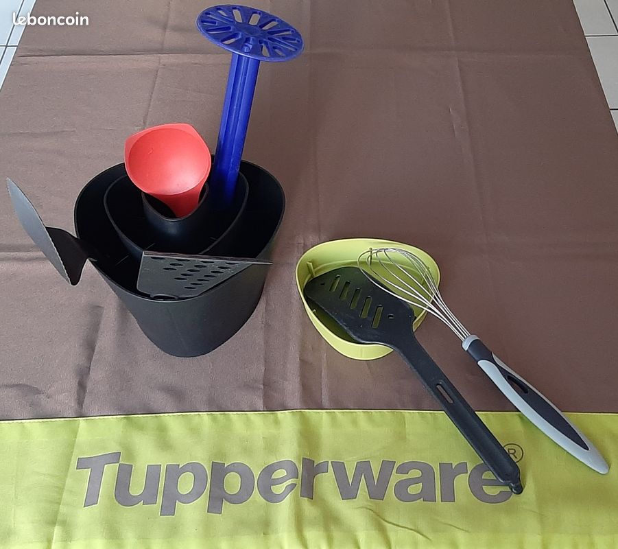 porte clé emblématiques Tupperware - L'antre Fantaisique