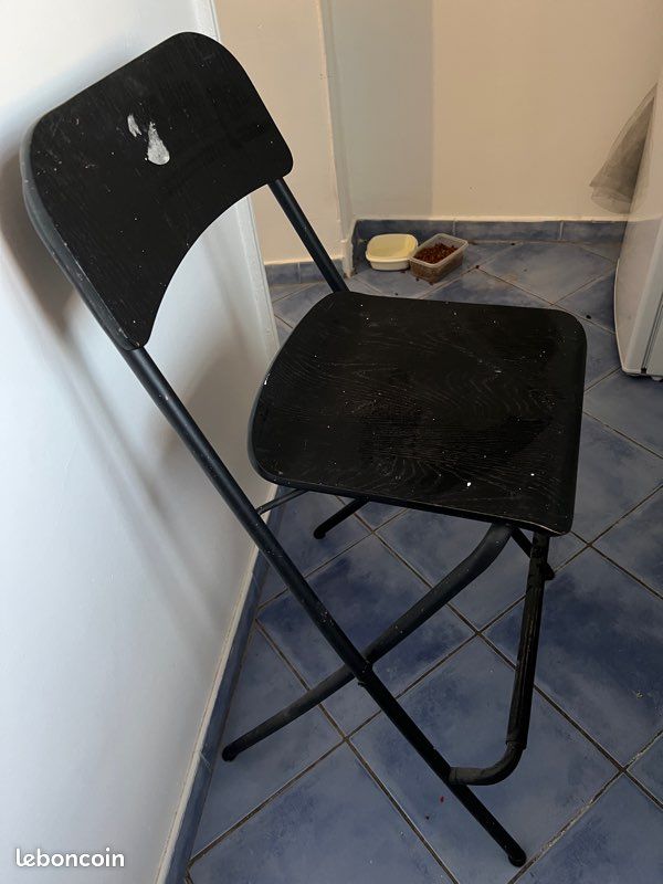 Chaise haute noir (image 3)