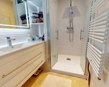 Appartement 370 000 € - 72 m²