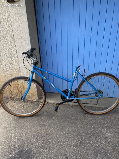 Cuissard vélo court Femme Castelli sans bretelles Velocissima 3 W 2025