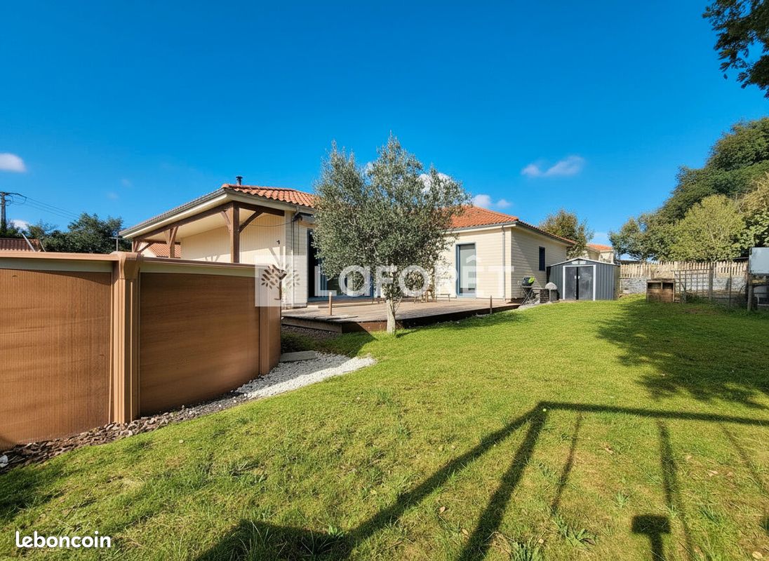 Maison 7 pièces 155 m² · à Chemillé-en-Anjou · 155 m² · 299 500 €