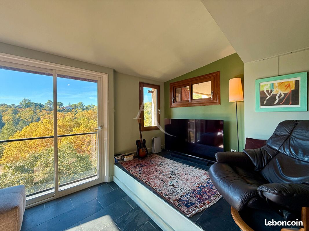 Maison 5 pièces 122 m² · à La Verdière · 122 m² · 325 000 €