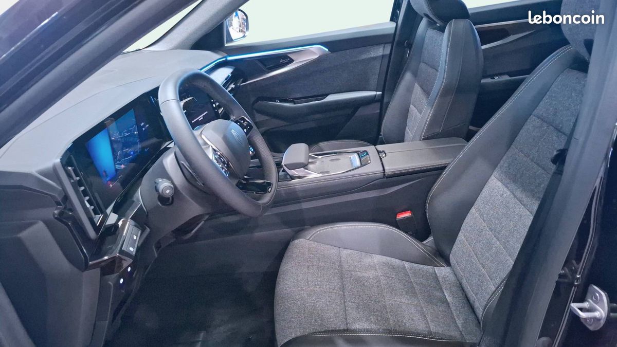 Renault espace e tech full hybrid 200 gsr2 techno (image 12)