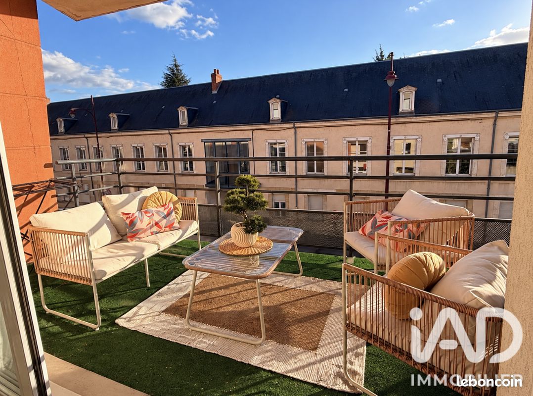 Appartement 5 pièces 100 m² · à Vierzon · 100 m² · 144 000 €