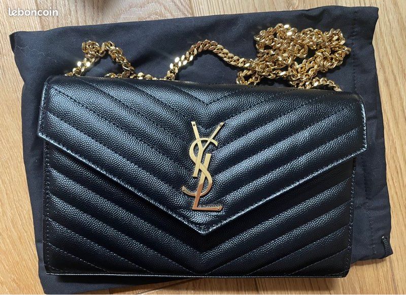 Pochette à chaîne Yves Saint Laurent Accessoires Bagagerie