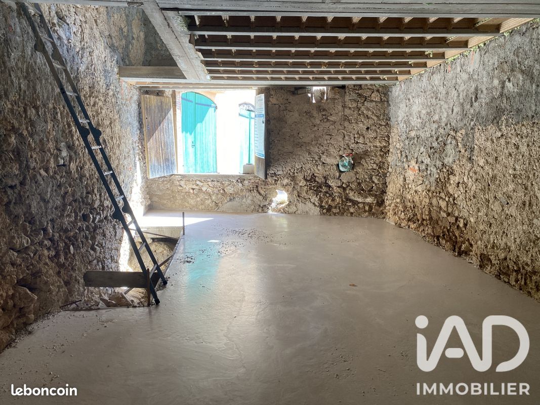 Maison 3 pièces 108 m² · à Pontevès · 108 m² · 79 500 €
