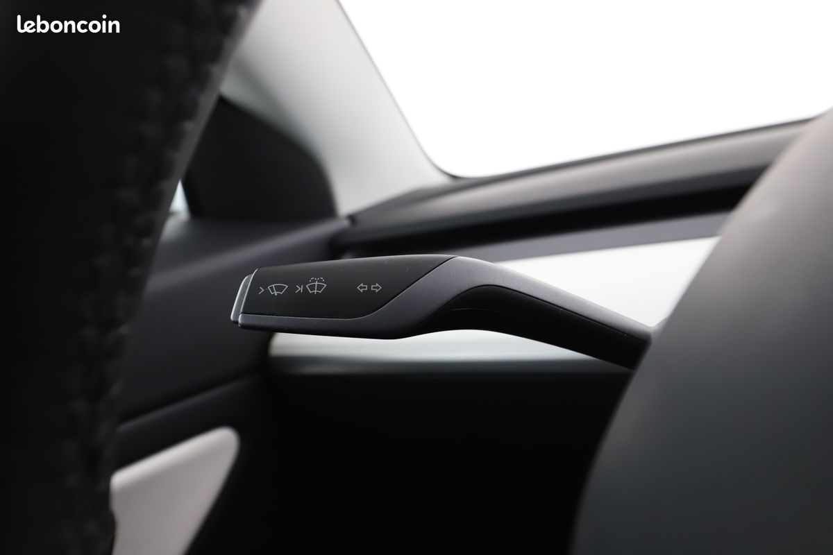 Tesla Model 3 Autonomie Standard Plus RWD 60 kWh 275 ch (image 22)