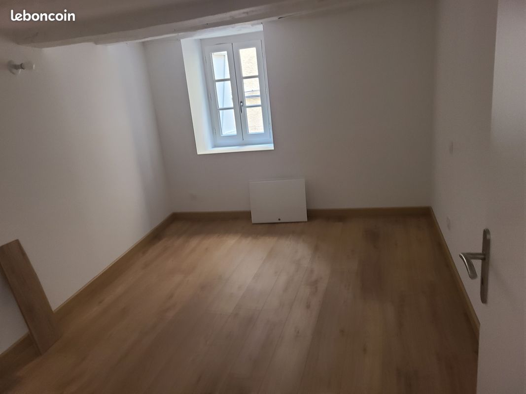Appartement 2 pièces 57 m² · à Figeac · 57 m² · 425 €/mois