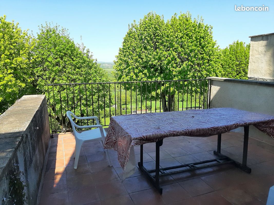 Maison 10 pièces 165 m² · à Castelnau-de-Montmiral · 165 m² · 215 000 €
