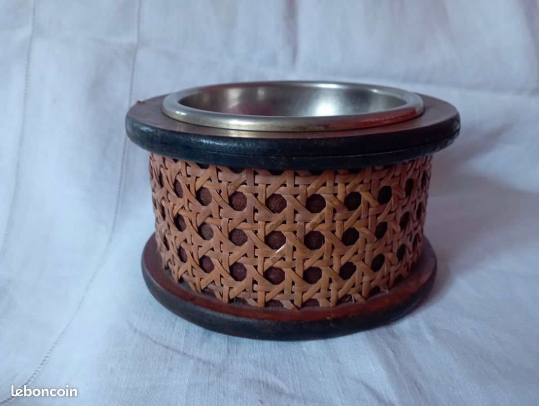 Cendrier en bois, cannage et métal, vintage (image 4)