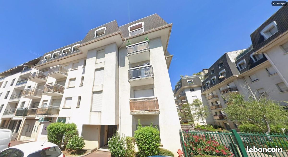 Appartement 2 pièces 46 m² · à Viroflay · 46 m² · 900 €/mois