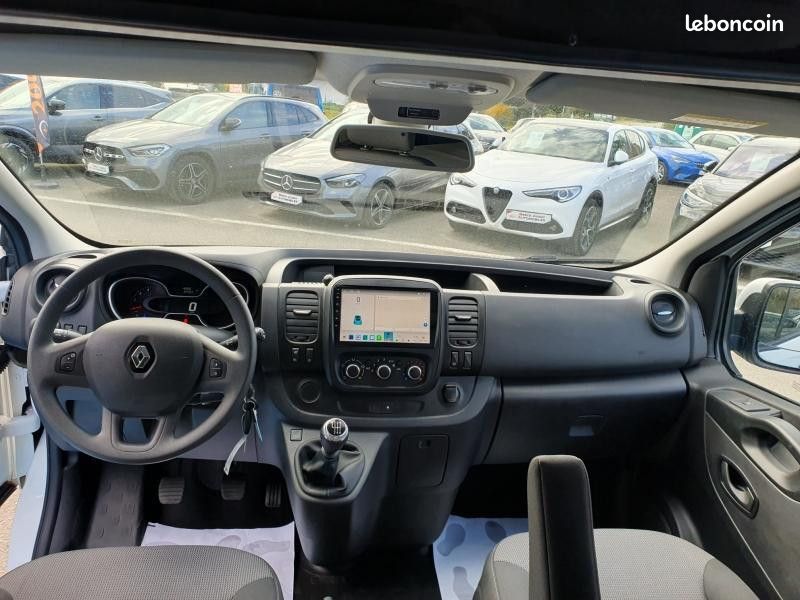 Renault Trafic FOURGON L2H1 3T 2.0 Blue dCi 150ch Randger 535 Van (image 2)
