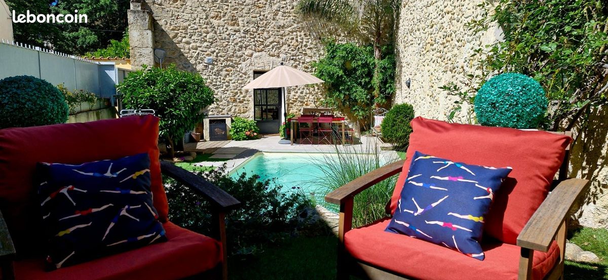 Maison 8 pièces 264 m² · à Lignan-sur-Orb · 264 m² · 375 000 €