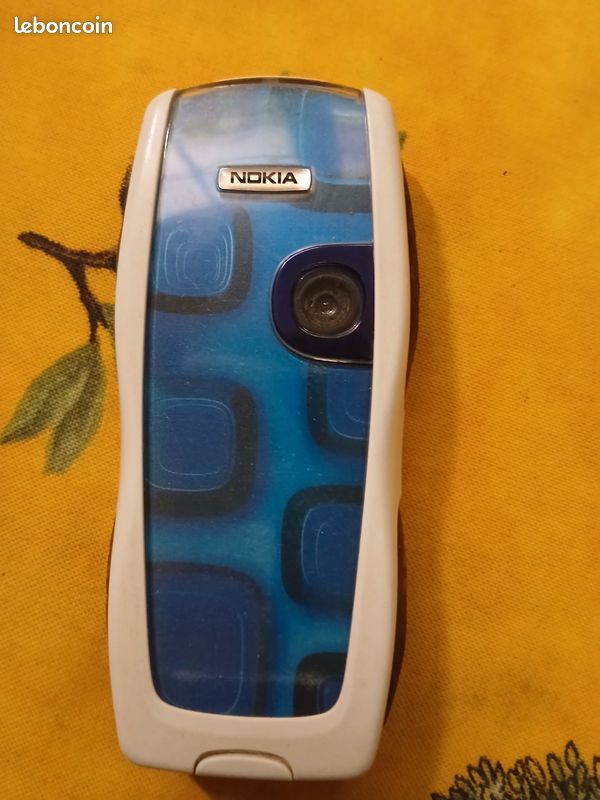 Pack complet d’origine Nokia 3220 avec accessoires de personnalisation en plus (image 9)