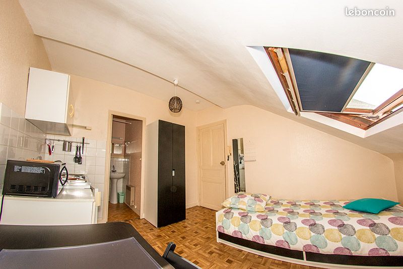Appartement 1 pièce 15 m² · à Angers · 15 m² · 424 €/mois