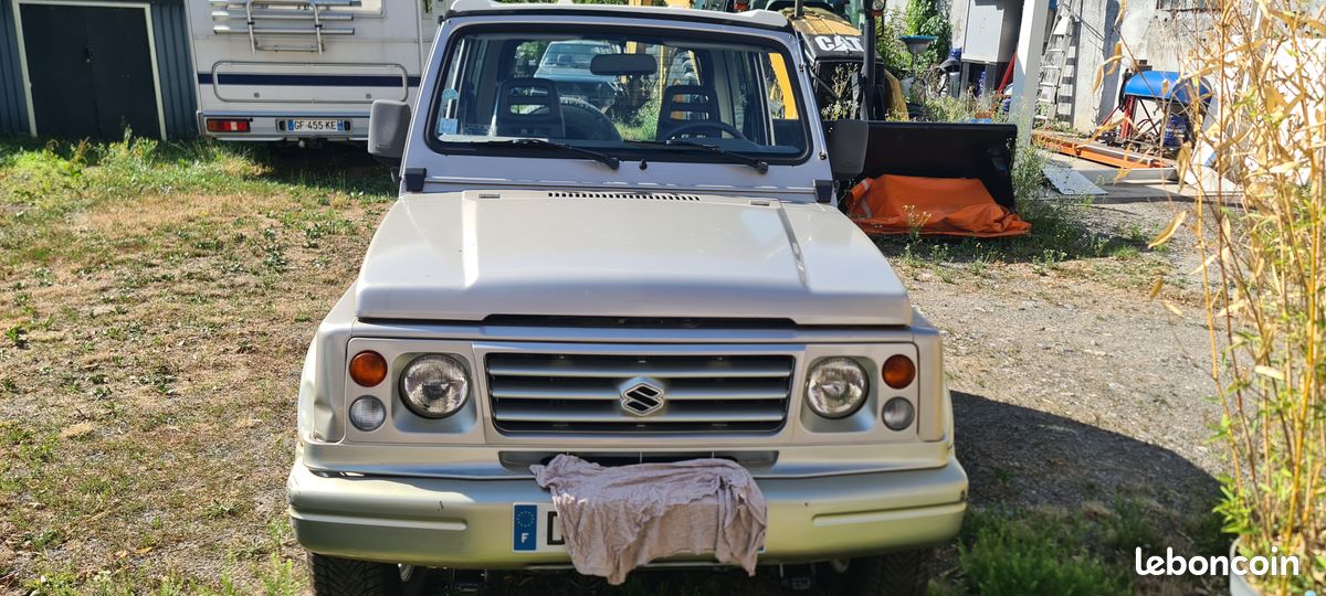 Suzuki samurai (image 1)