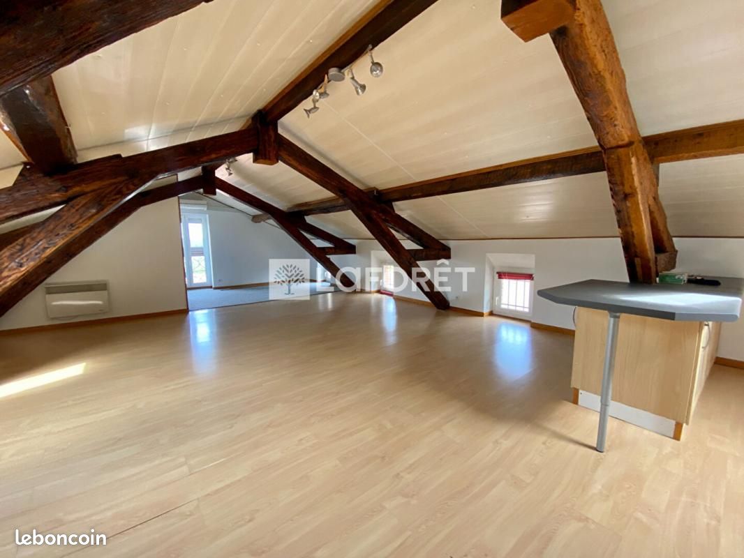 Appartement 1 pièce 29 m² · à Saint-Juéry · 29 m² · 450 €