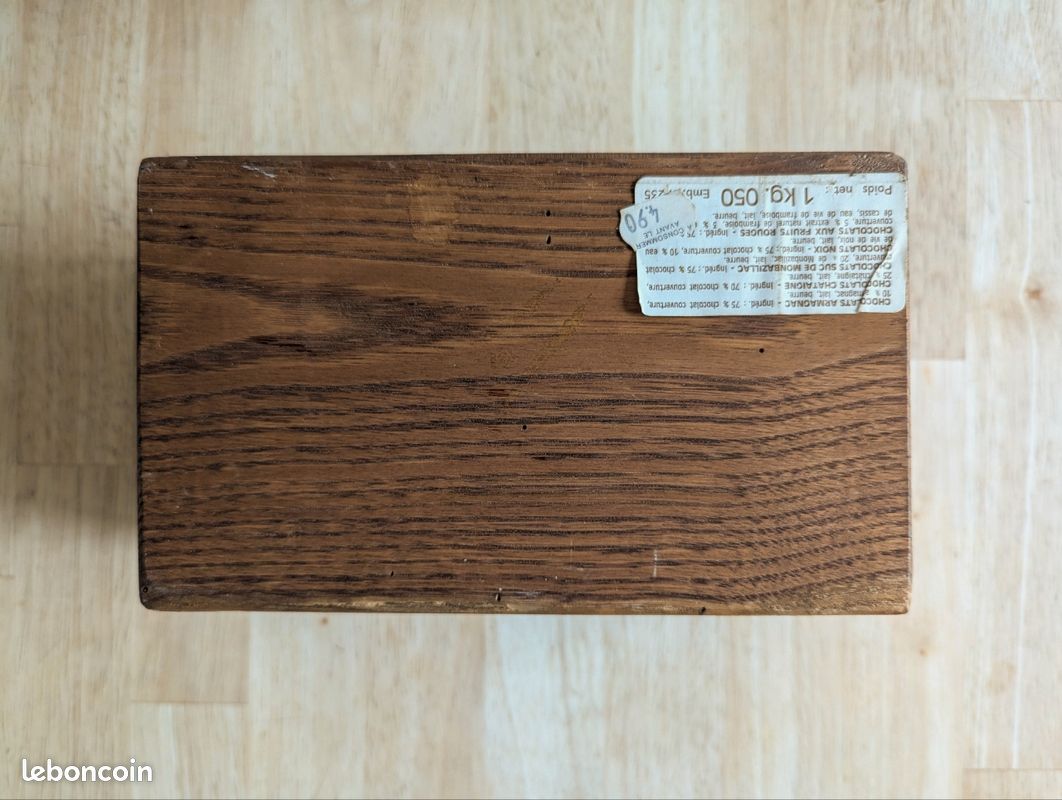 Boîte en bois foncé (image 5)
