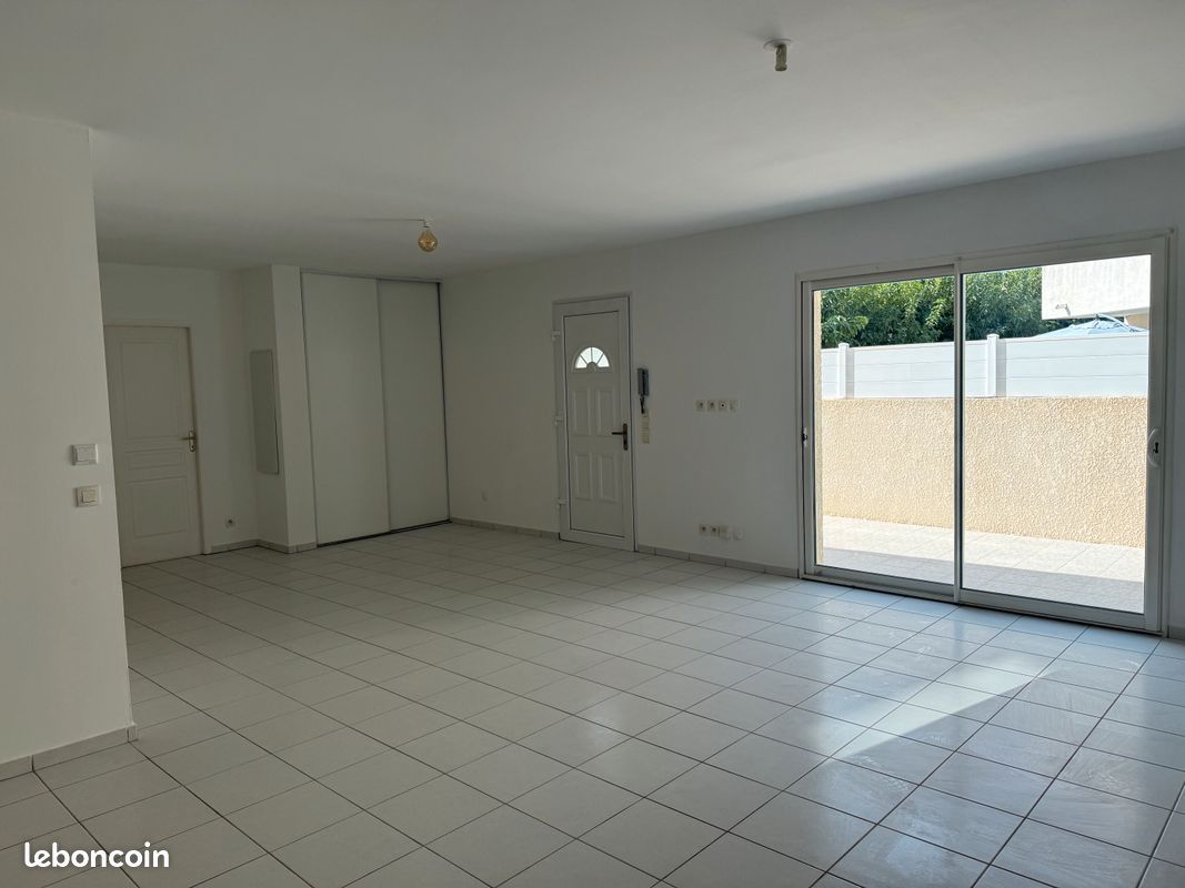 Maison 3 pièces 74 m² · à Lunel · 74 m² · 238 000 €