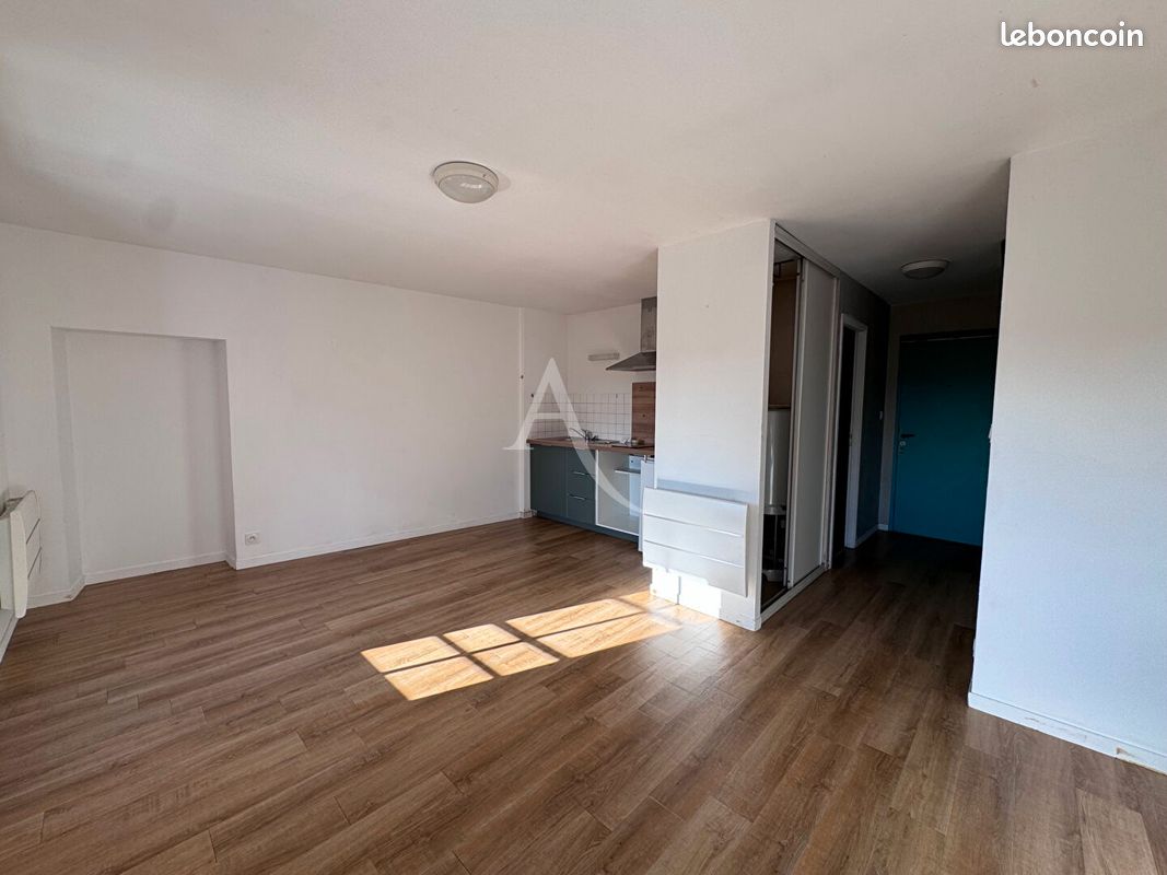 Studio 1 pièce 26 m² (image 3)