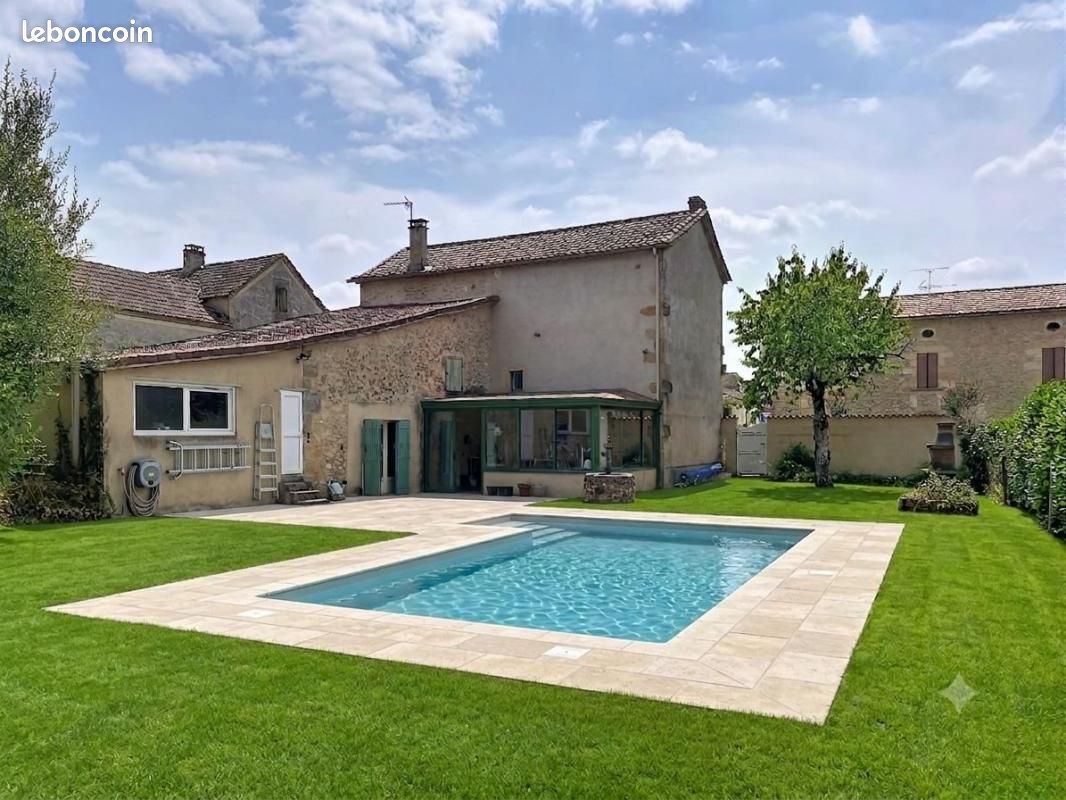 Maison 4 pièces 116 m² · à Mouleydier · 116 m² · 141 000 €