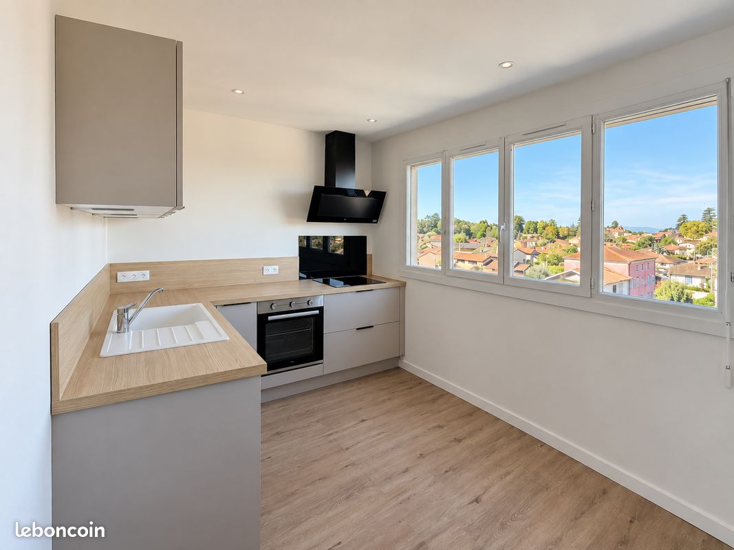 Appartement 4 pièces 76 m² · à Meyzieu · 76 m² · 249 000 €