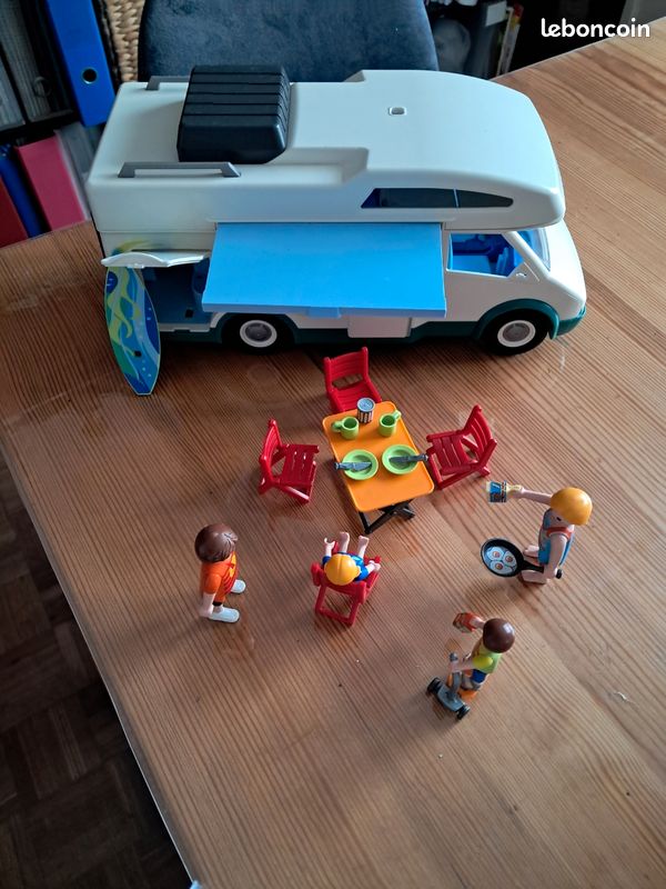 Camping car Playmobil (image 1)