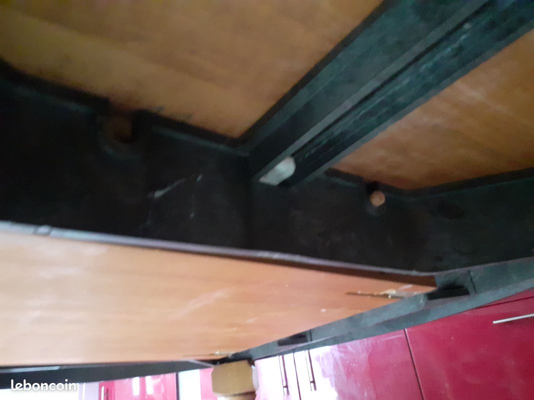 Table en bois (image 5)