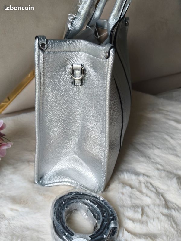 Sac à main pour les cours | Pratique & élégant