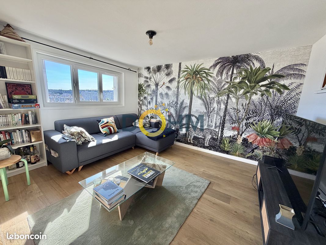 Appartement 3 pièces 76 m² · à Saint-Étienne · 76 m² · 138 000 €