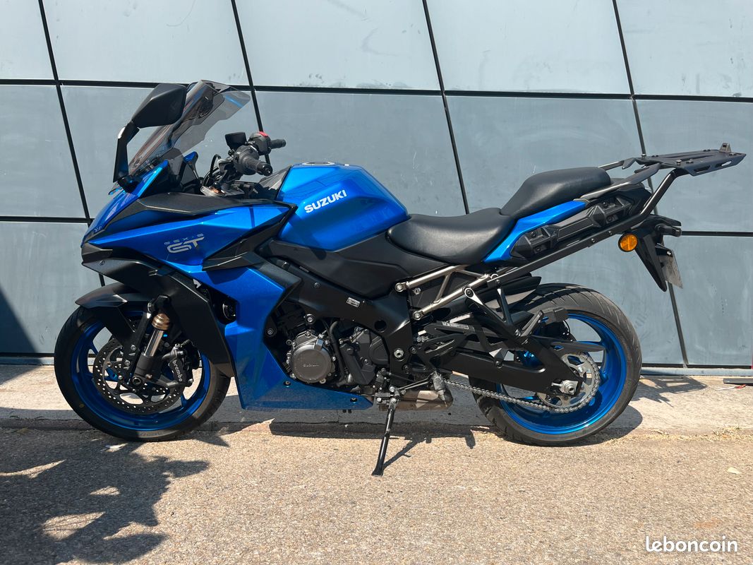 Suzuki gsxs 1000 gt 2023 - 220/mois (image 1)