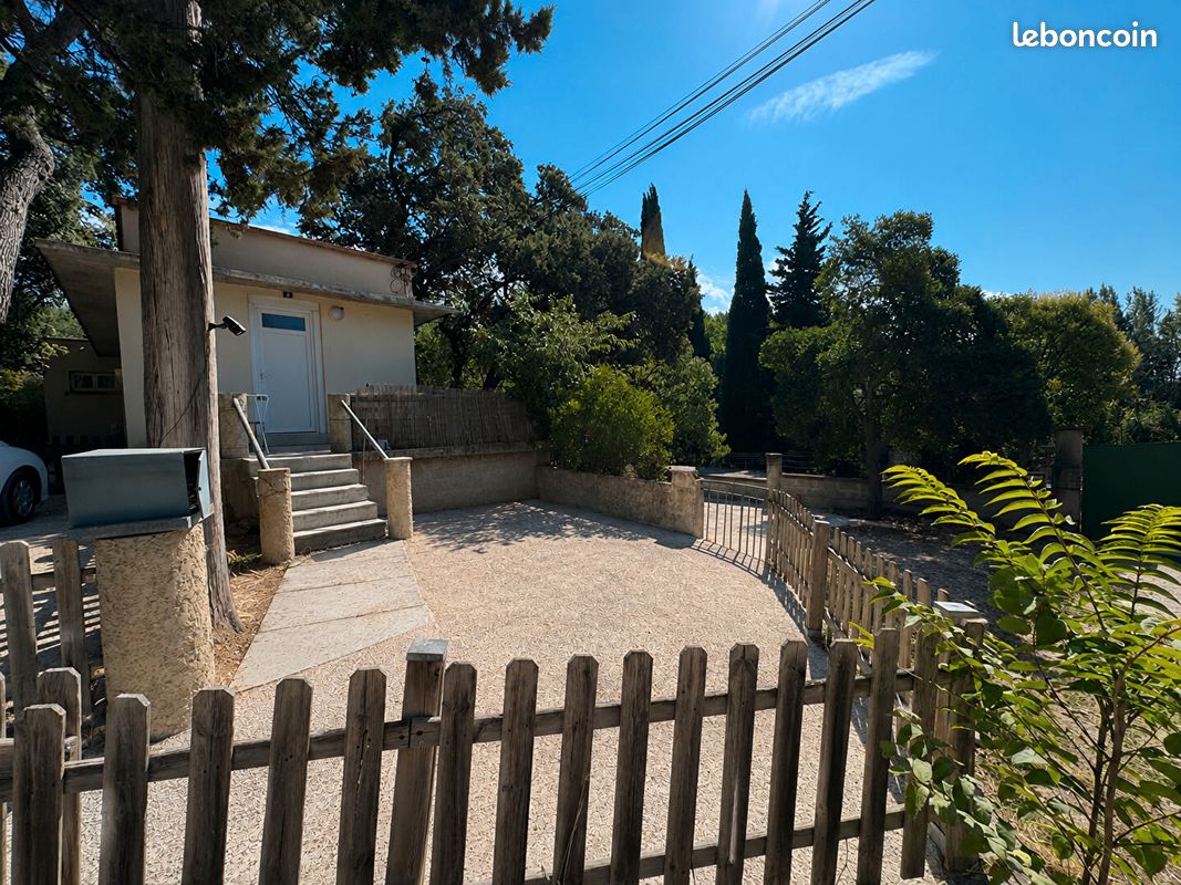 Appartement 2 pièces 27 m² · à Villeneuve-lès-Avignon · 27 m² · 115 000 €