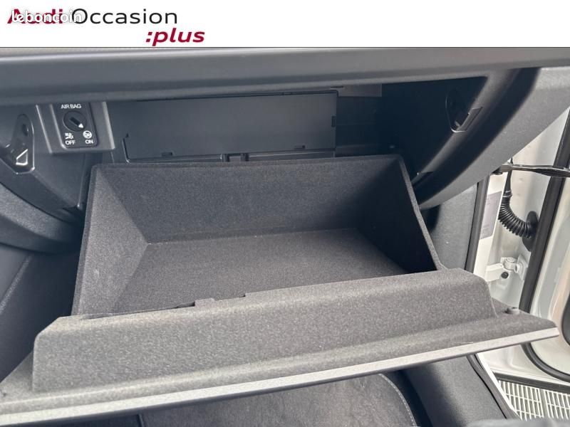 Audi Q3 Sportback 1.5 e-hybrid 272ch S line S tronic 6 (image 30)