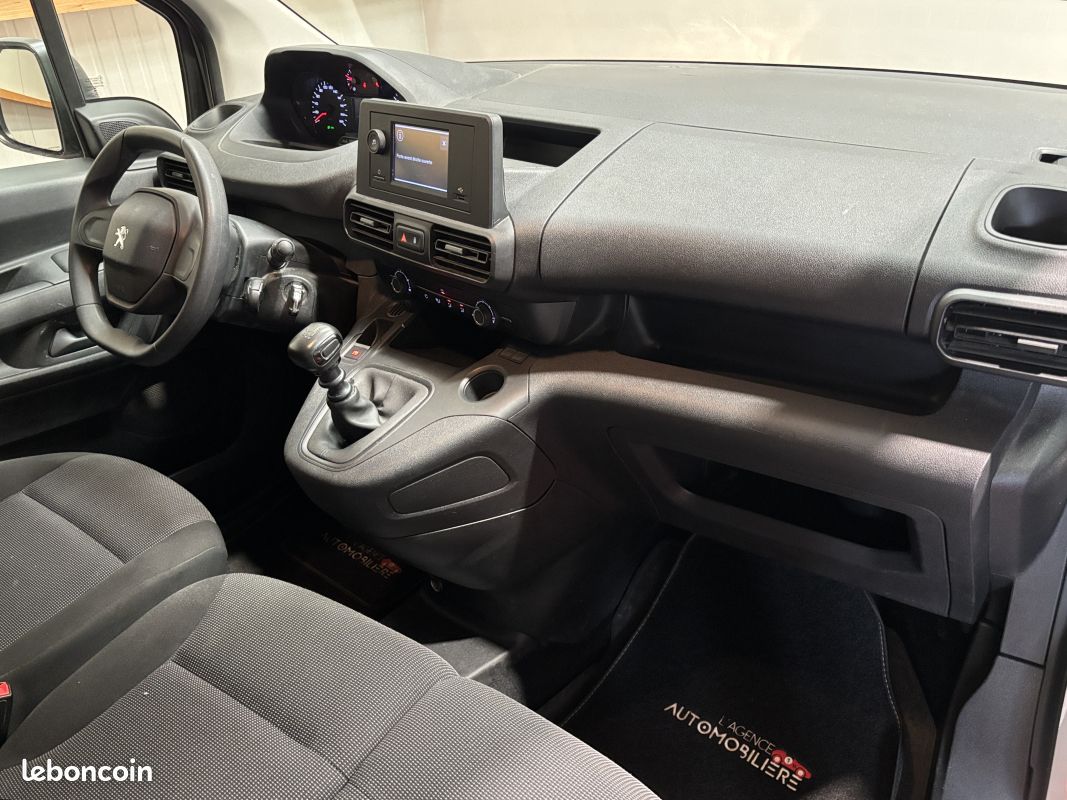 PEUGEOT Partner III (2) FOURGON M 650 KG BLUEHDI 100 S&S BVM6 (TVA) (image 11)