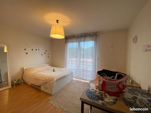 Studio 1 pièce 25 m²