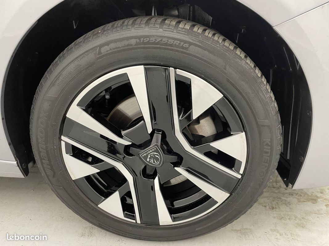 PEUGEOT 208 Hybrid 100 e-DCS6 Allure (image 17)