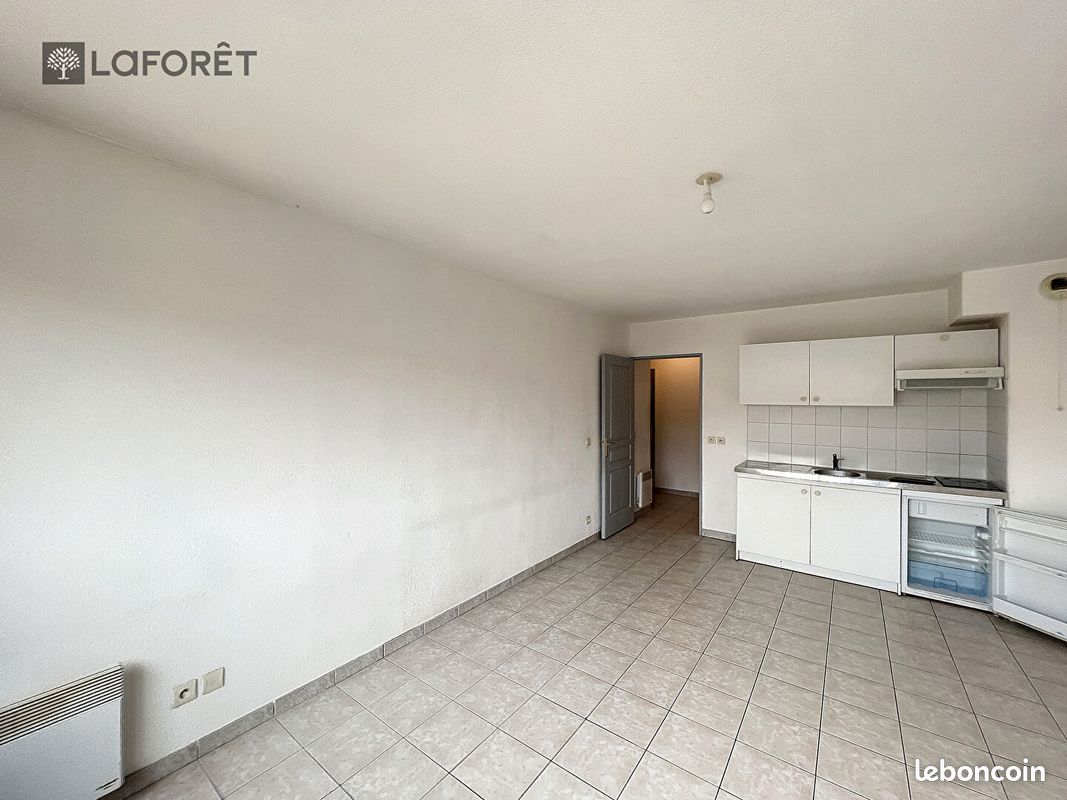Appartement 1 pièce 28 m² · à Salon-de-Provence · 28 m² · 490 €/mois