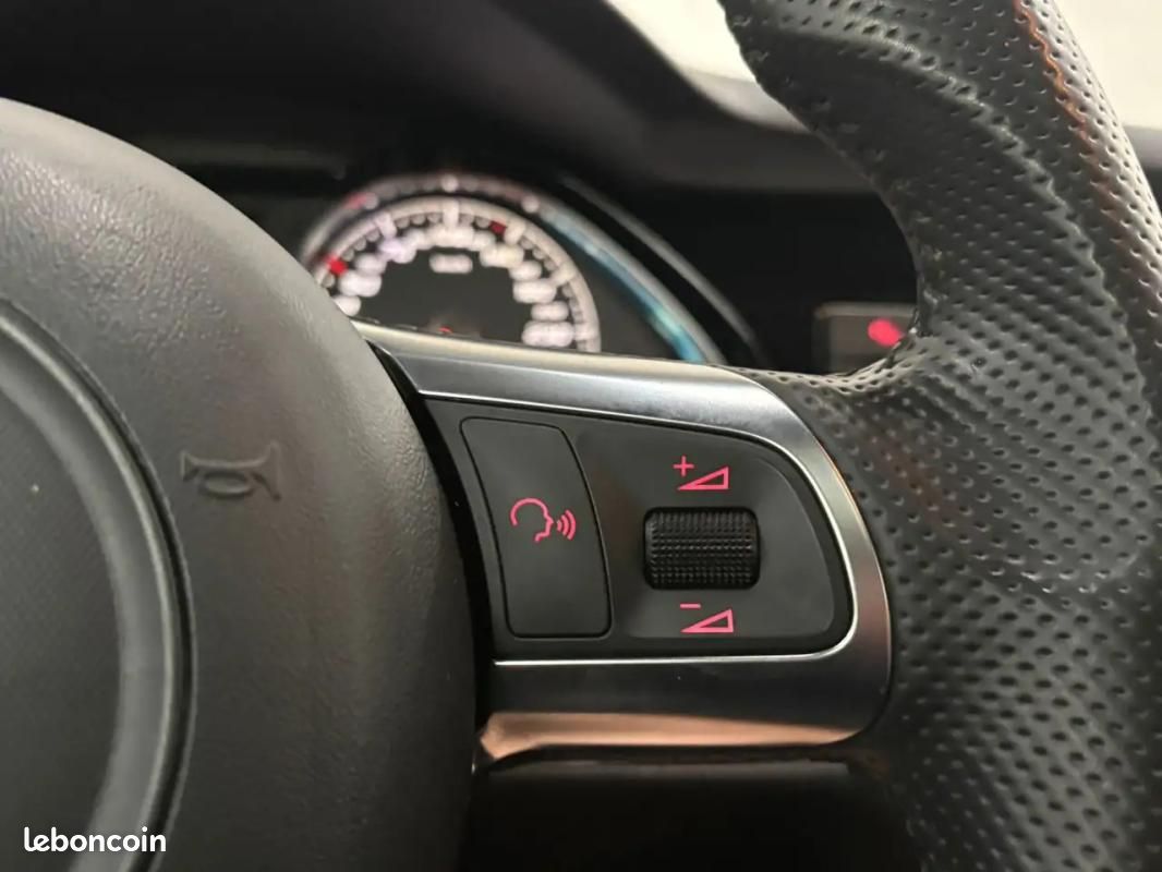 Audi RS6 5.0 TFSI 581 ch 4X4 BVA - FREINS CERAMIQUES TOIT PANORAMIQUE OUVRANT CAMERA DE RECUL (image 23)