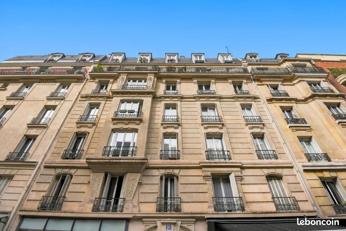 Appartement 1 pièce 22 m² · à Paris · 22 m² · 224 000 €