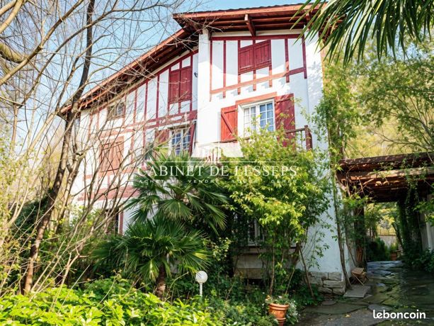 Maison 14 pièces 510 m²