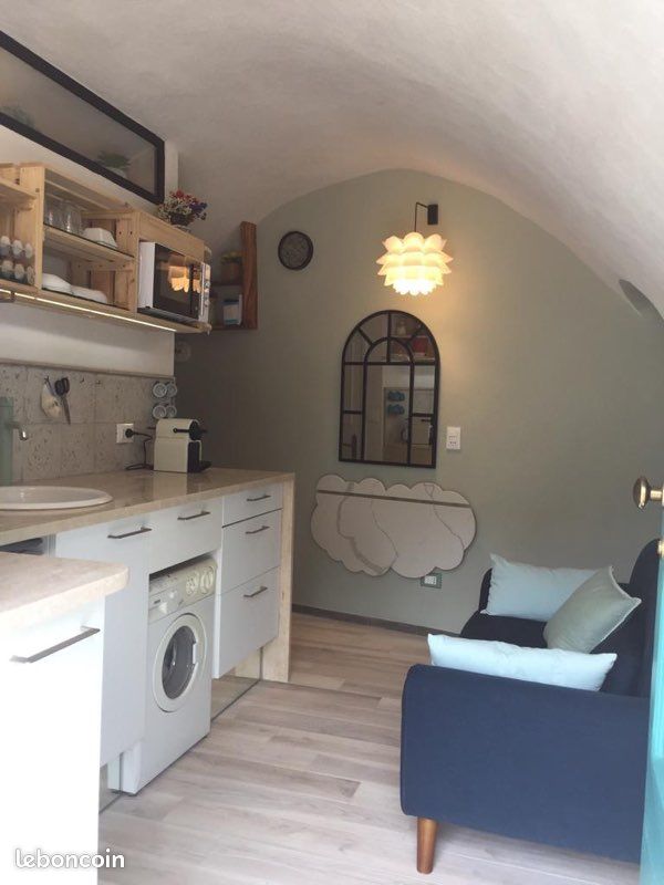 Appartement 1 pièce 20 m² · à Menton · 20 m² · 550 €